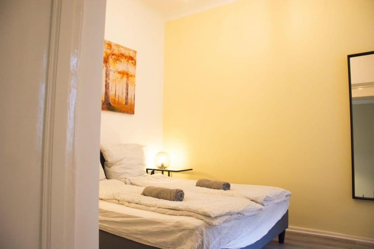 Family Apartment Moabit Berlin Ngoại thất bức ảnh